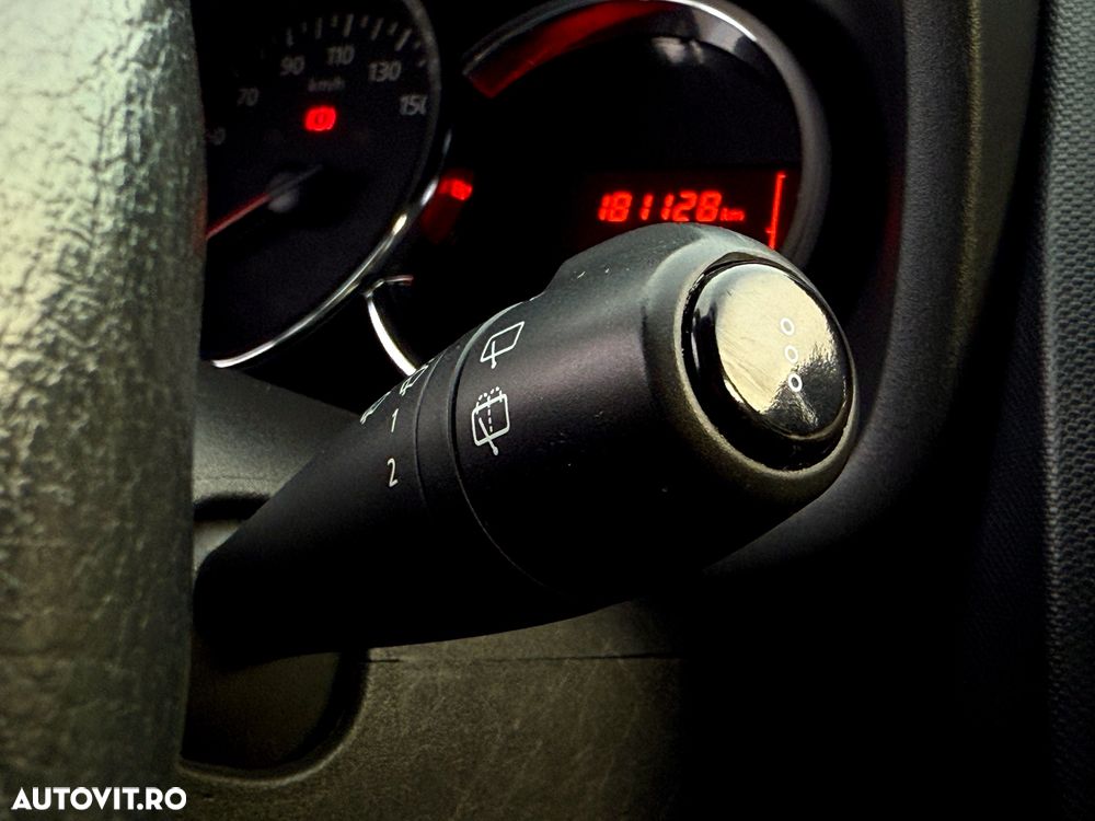 Dacia Sandero TCe 90 Laureate - 30