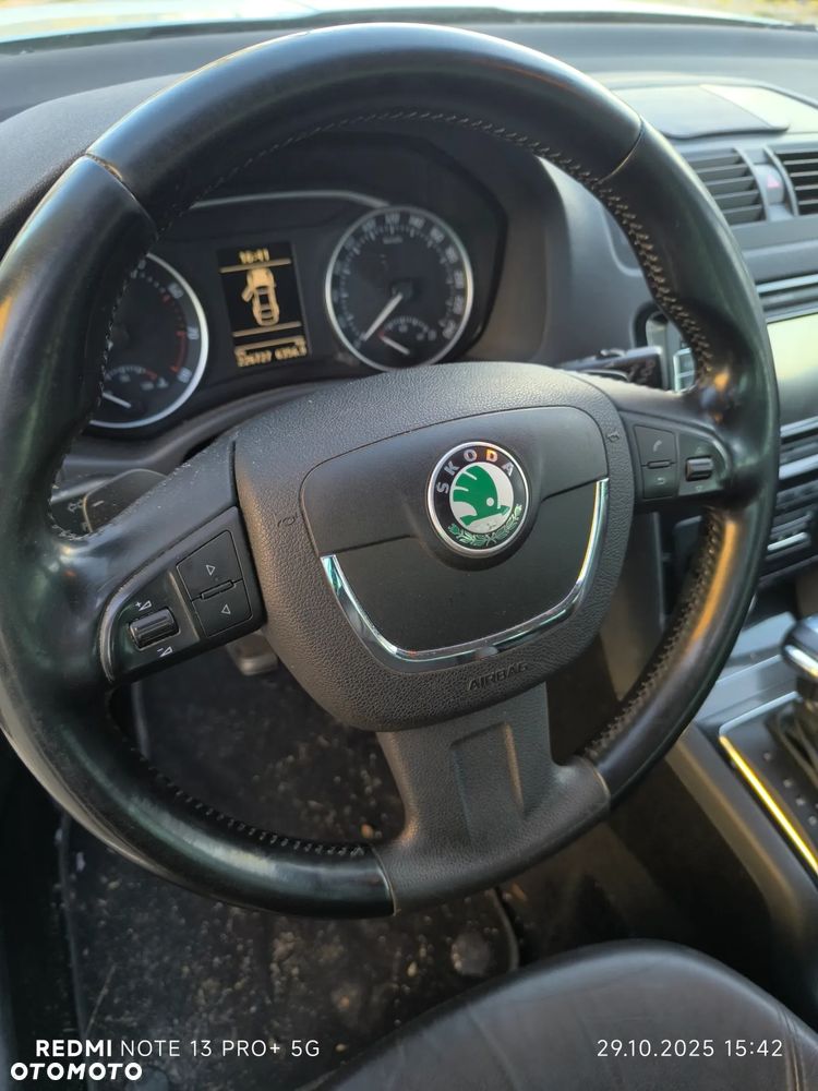 Skoda Octavia 1.8 TSI DSG Laurin & Klement - 19