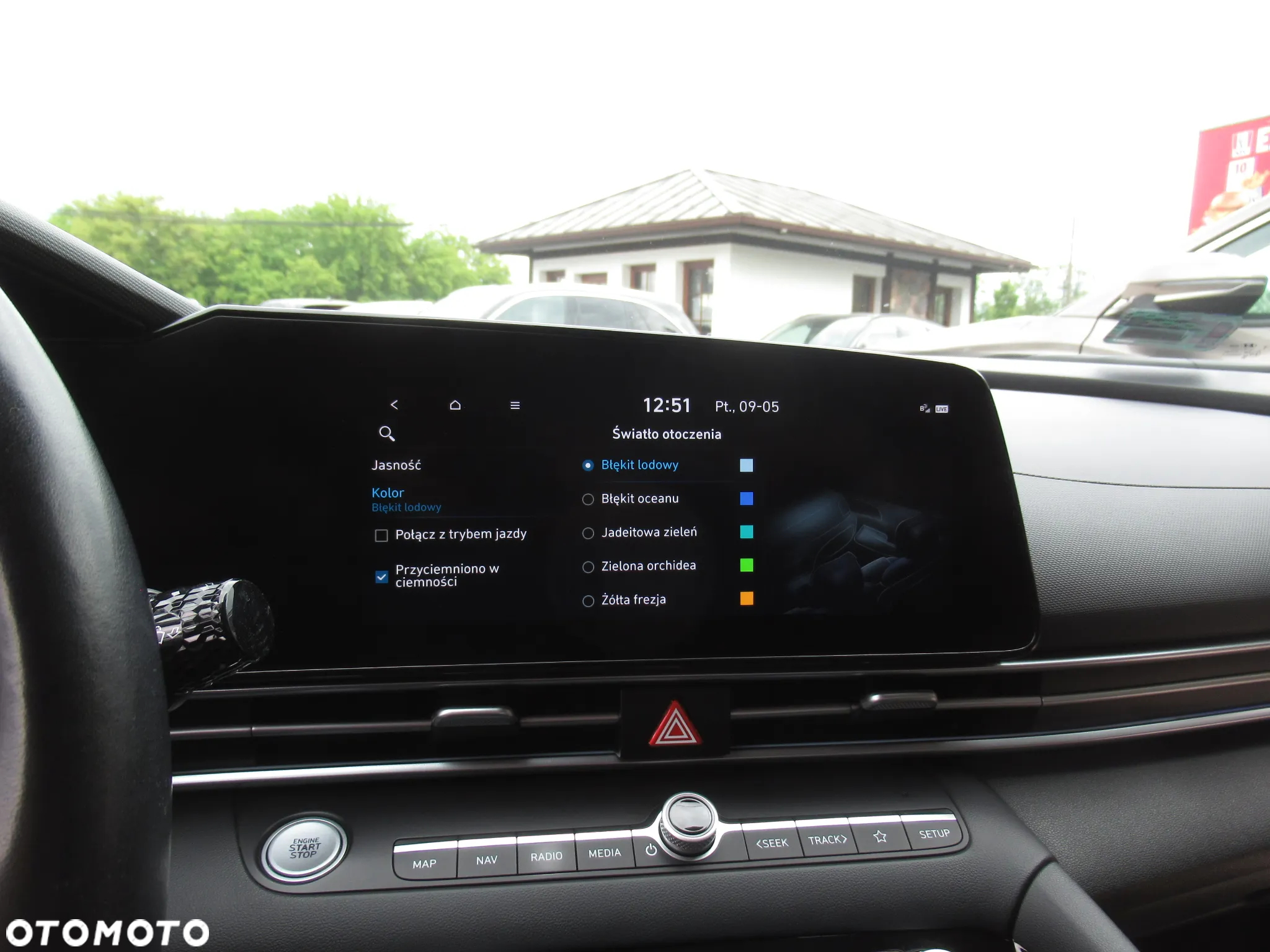 Hyundai Elantra 1.6 Executive CVT - 30