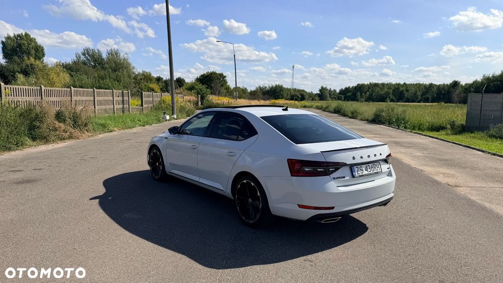 Skoda Superb 2.0 TSI 4x4 Sportline DSG - 4