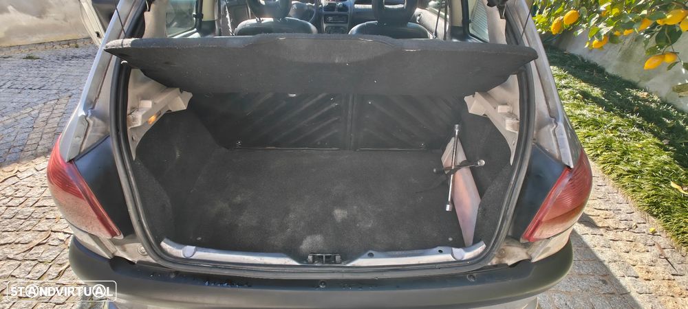 Peugeot 206 2.0 HDi XS - 12