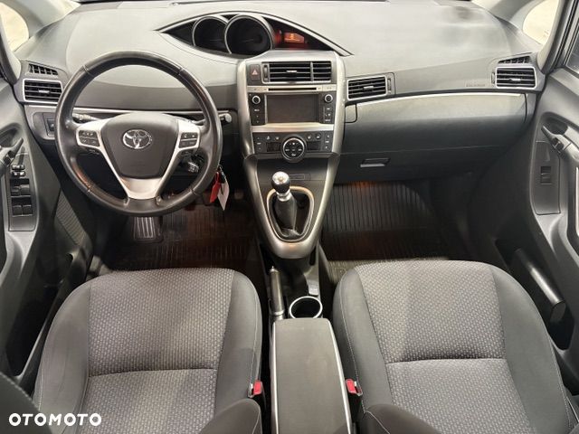 Toyota Verso 1.8 Premium EU5 7os - 13
