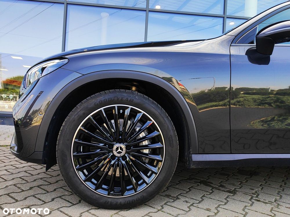 Mercedes-Benz GLC - 9