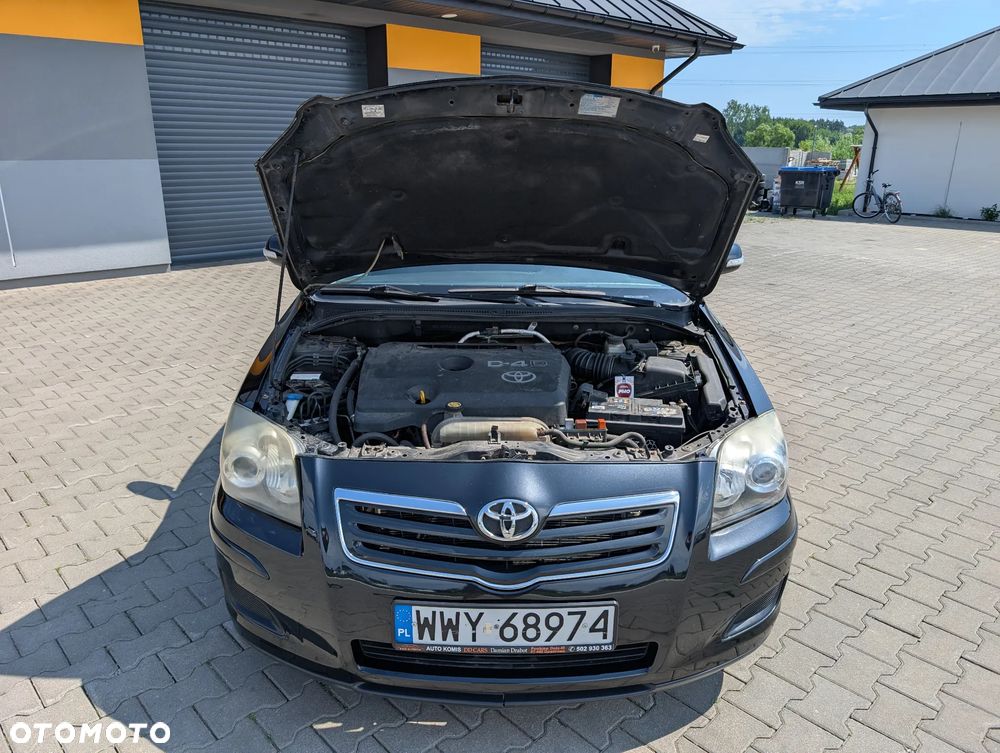 Toyota Avensis 2.0 D-4D Edition - 19