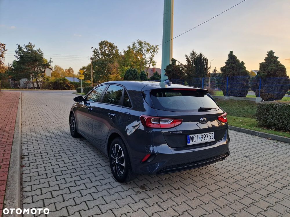 Kia Ceed - 7