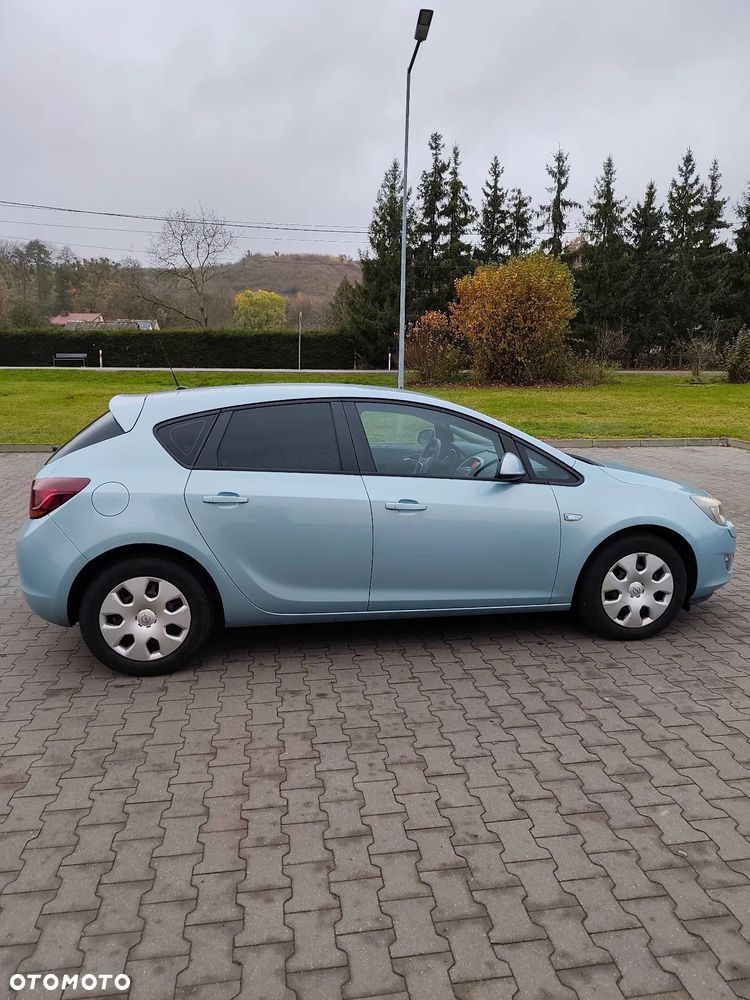 Opel Astra - 7