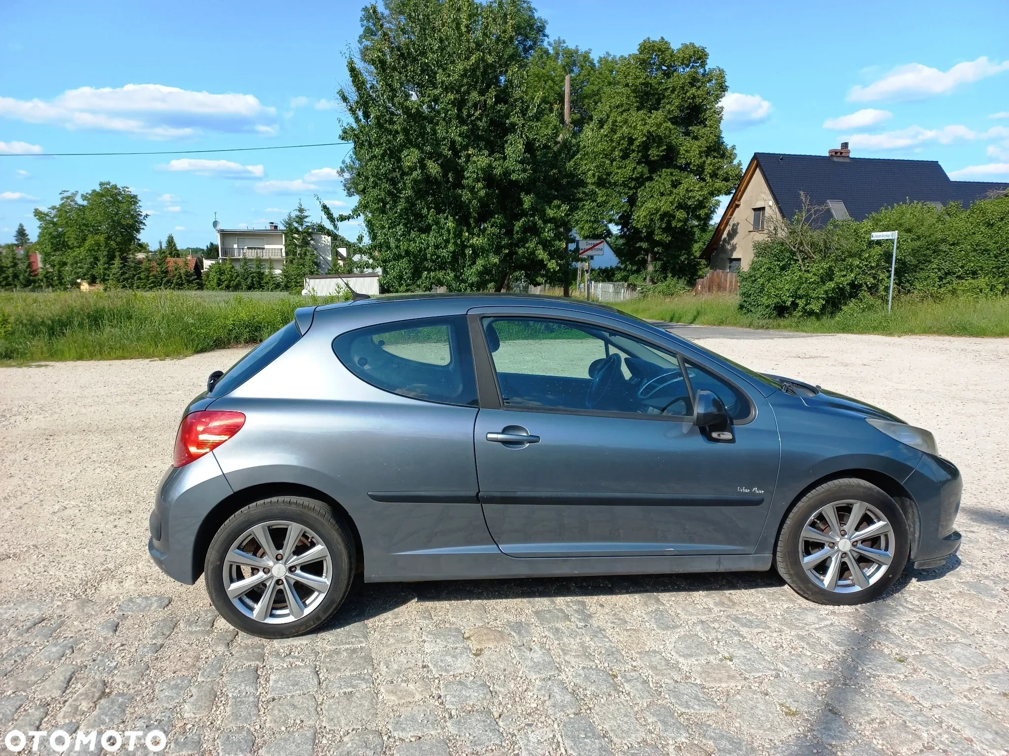 Peugeot 207 90 HDi FAP (Blue Lion) Urban Move - 2