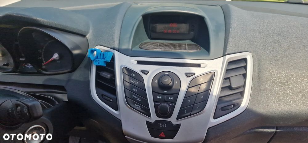Ford Fiesta - 11