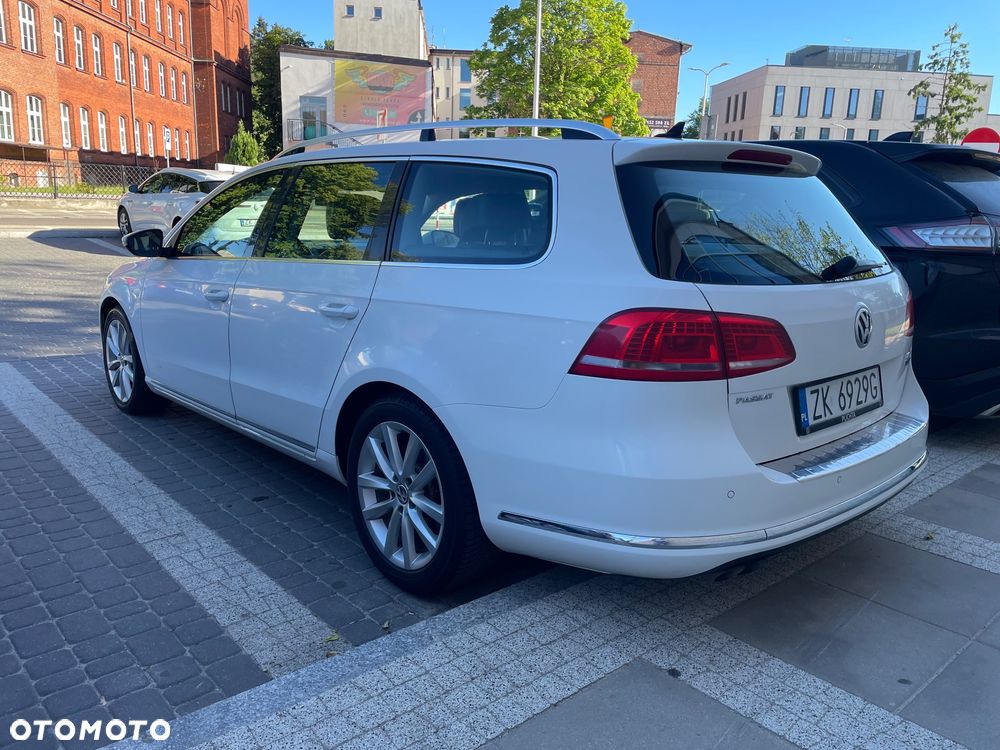 Volkswagen Passat 2.0 TDI Highline DSG - 9