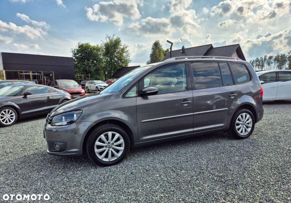 Volkswagen Touran - 21