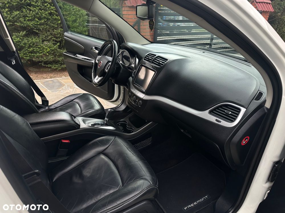 Fiat Freemont 2.0 Multijet 16V DPF Automatik Allrad Lounge - 11