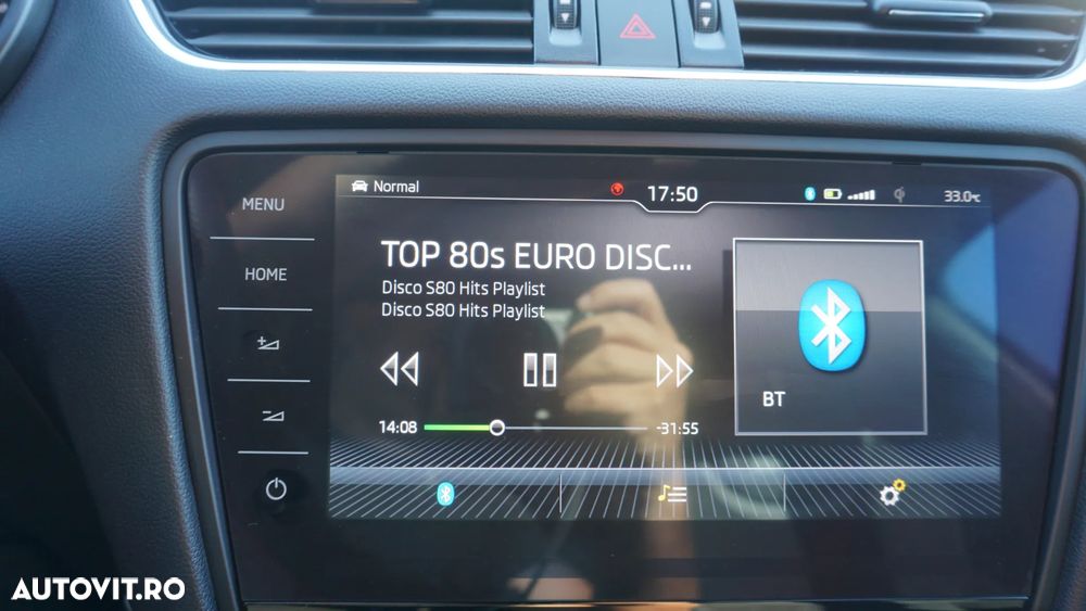 Skoda Octavia 2.0 TDI DSG RS - 30