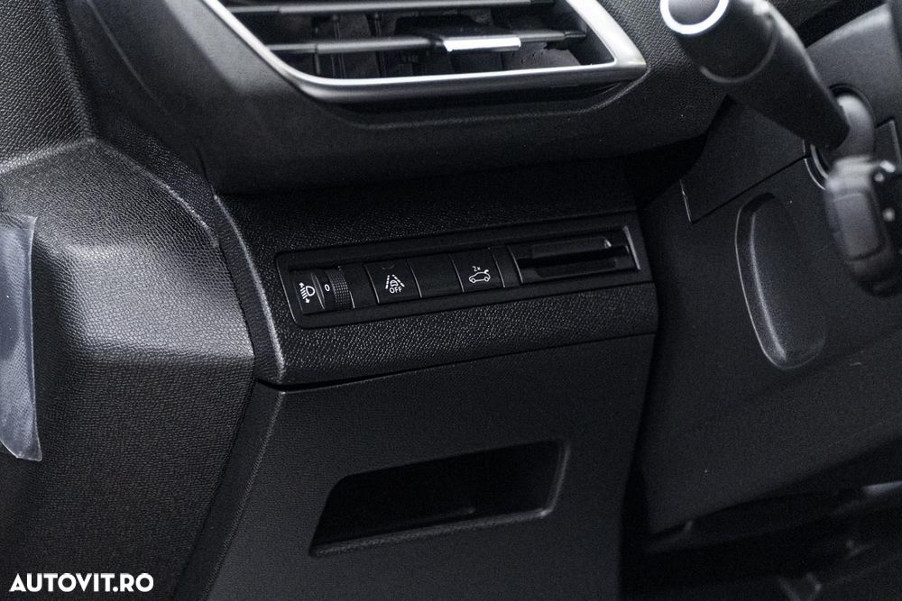 Peugeot 3008 PureTech 130 Stop & Start Allure - 23