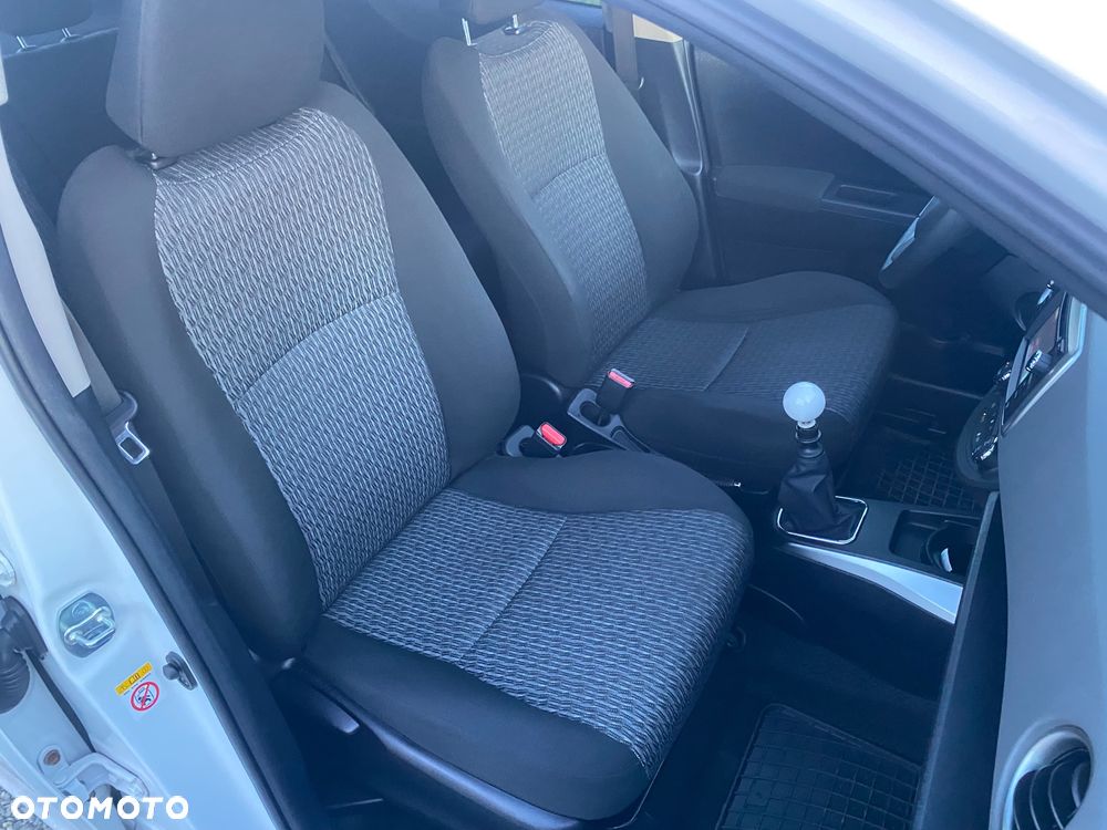 Toyota Yaris 1.33 VVT-i Edition 2014 - 29