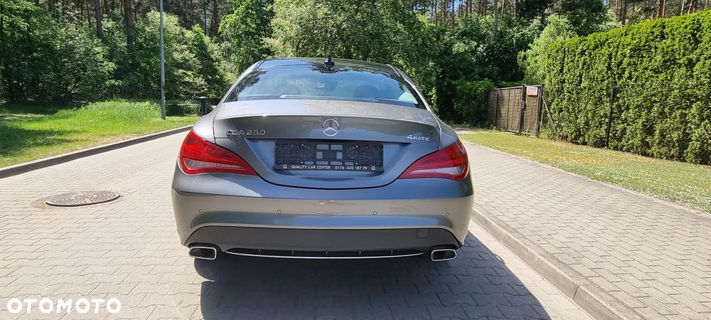 Mercedes-Benz CLA 250 4Matic 7G-DCT UrbanStyle Edition - 5