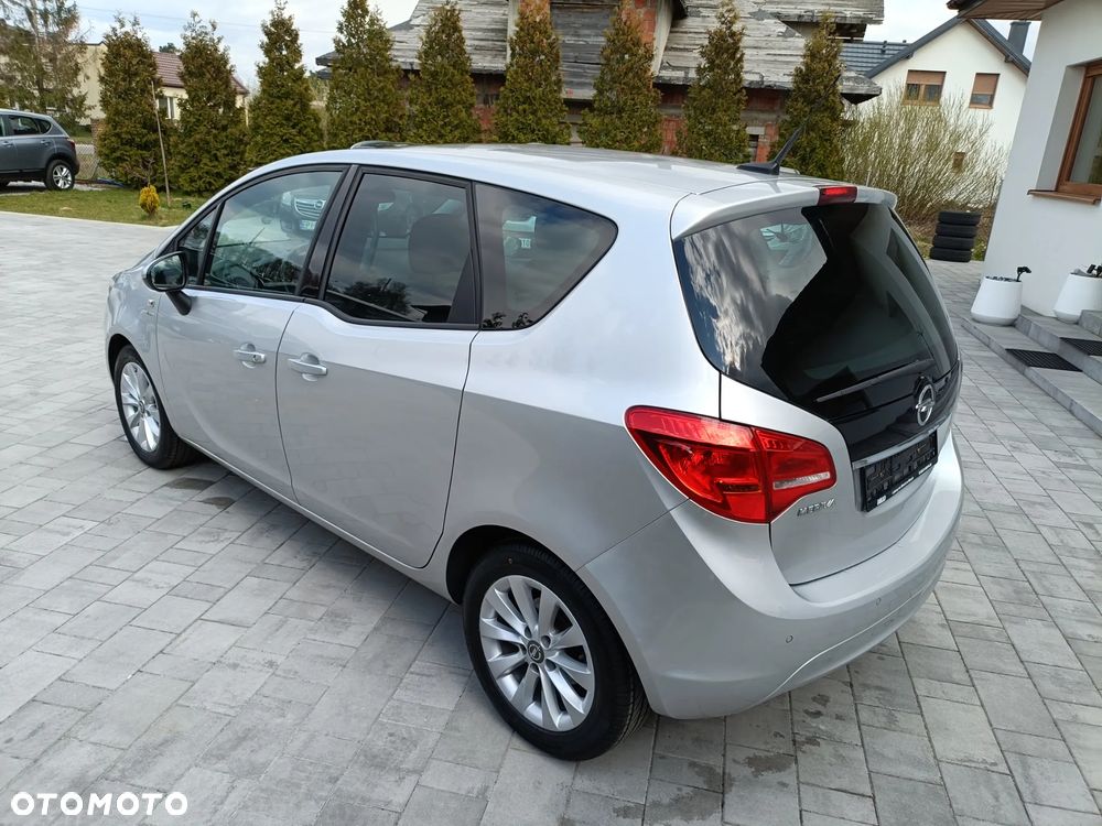 Opel Meriva - 10