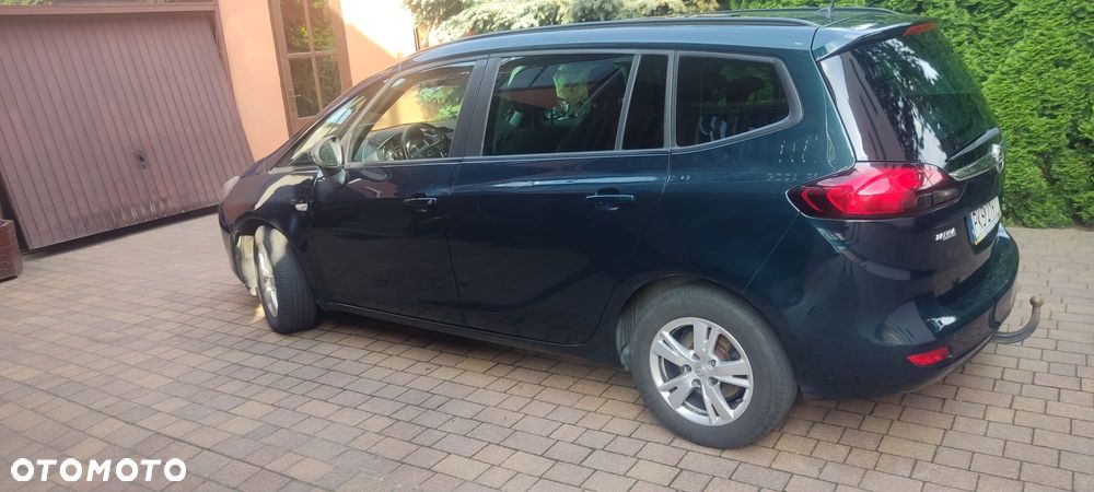 Opel Zafira - 2