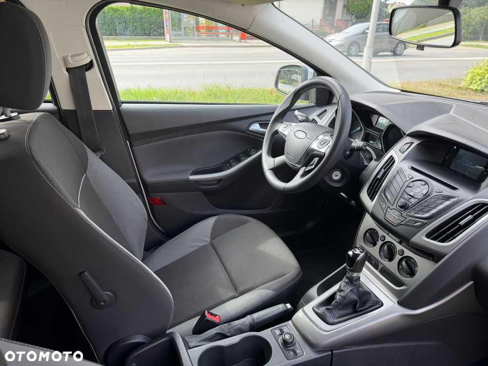 Ford Focus 1.6 TI-VCT Champions Edition - 14