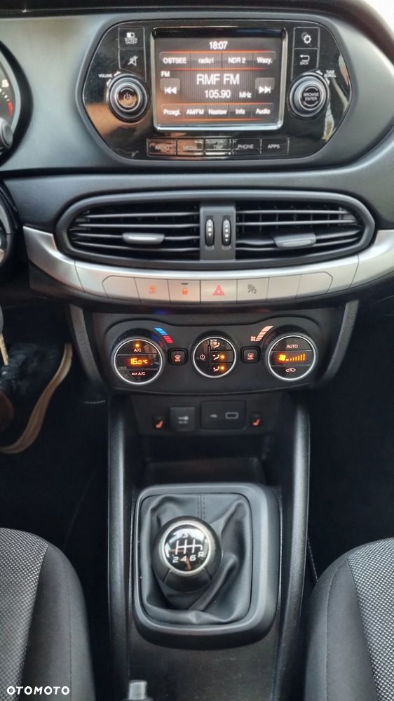 Fiat Tipo 1.4 16V More - 23