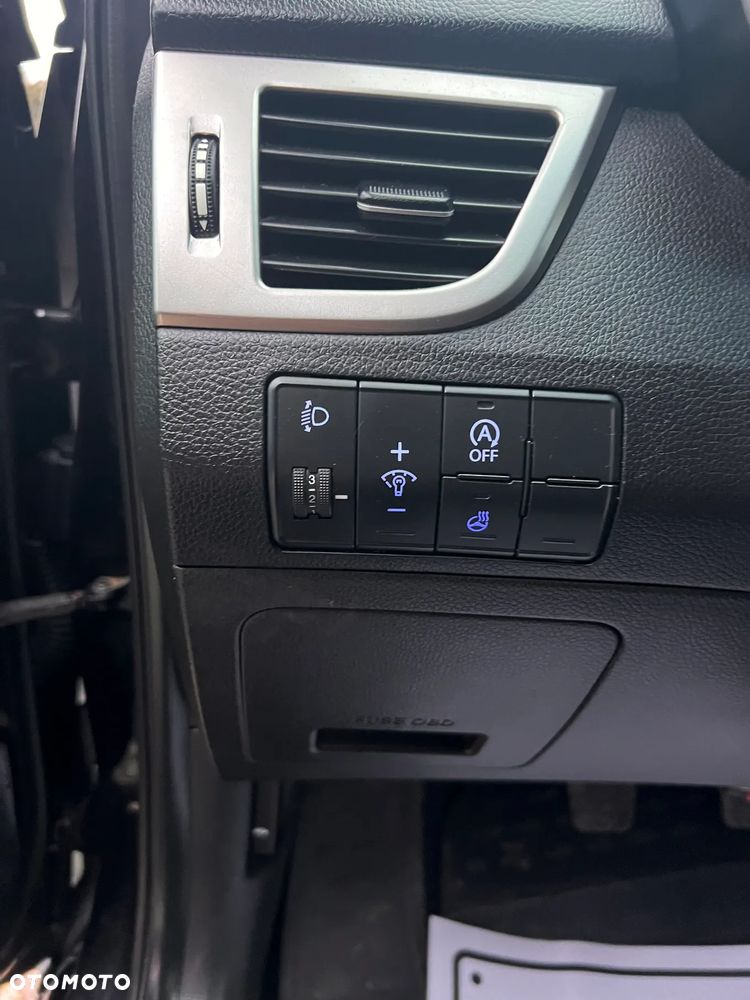 Hyundai i30 1.6 CRDi BlueDrive Comfort - 25