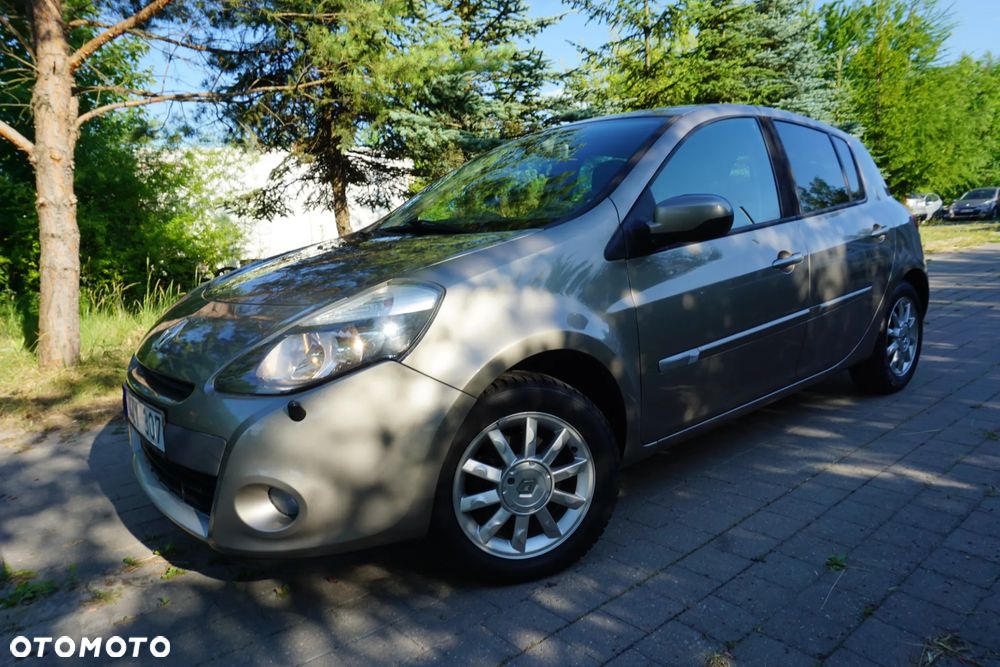 Renault Clio 1.2 16V 75 Expression - 2