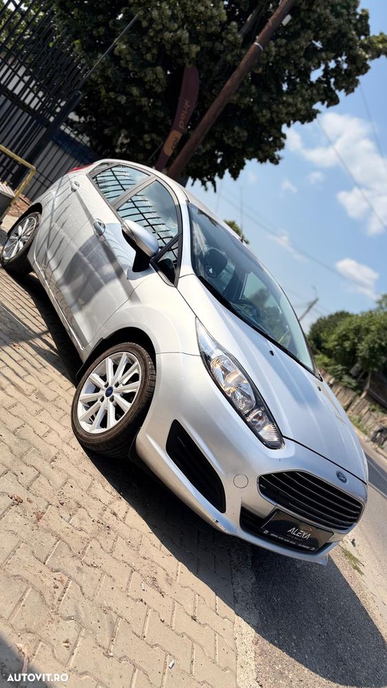 Ford Fiesta 1.0 EcoBoost Powershift Individual - 2