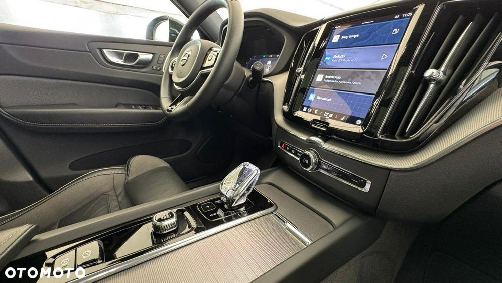 Volvo XC 60 B5 B AWD Ultimate Dark - 13