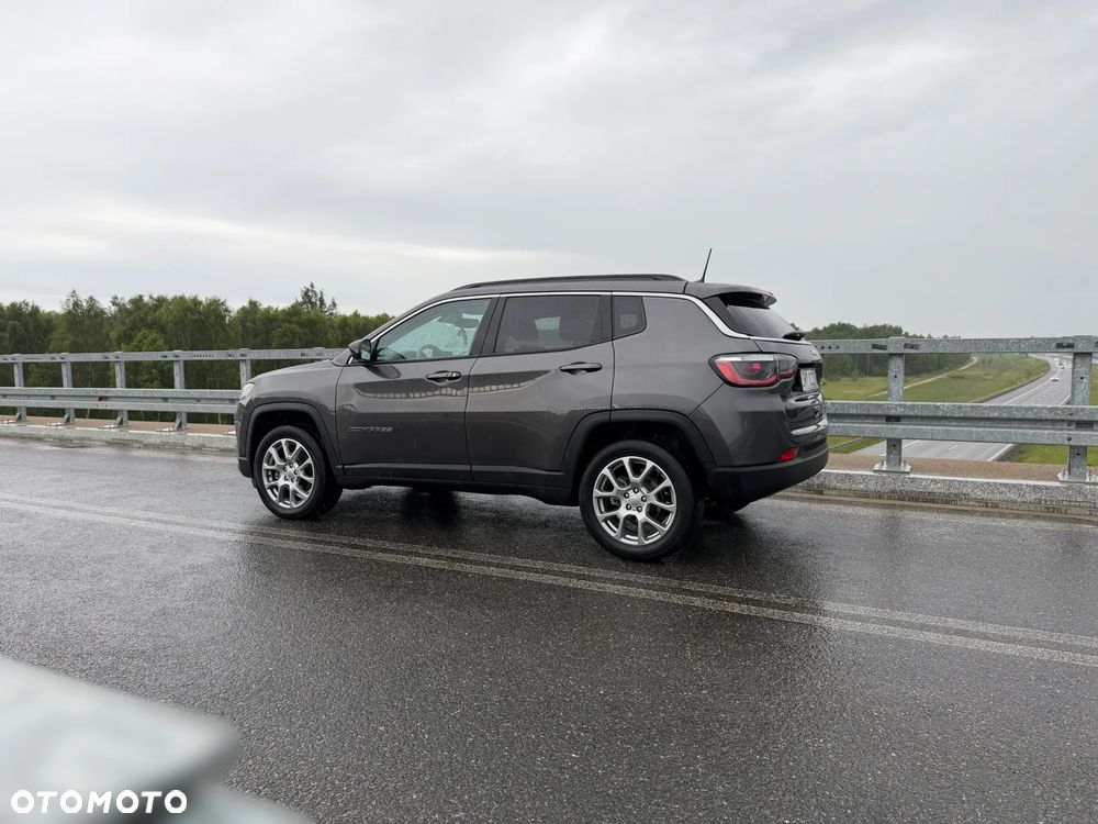 Jeep Compass - 9