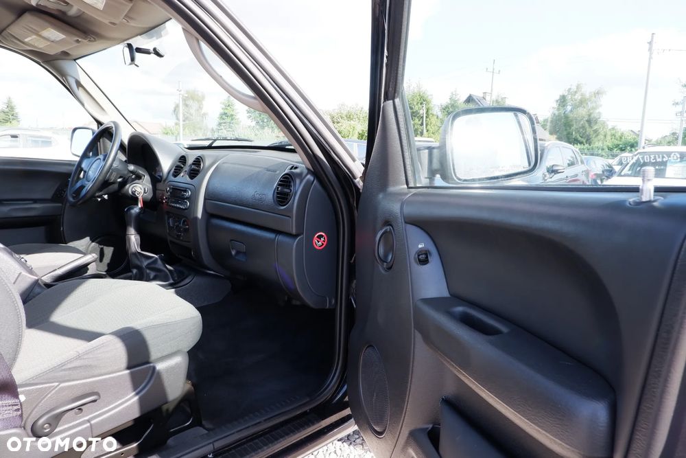 Jeep Cherokee 2.5L CRD Sport - 3