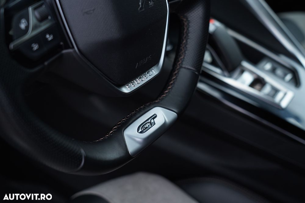 Peugeot 3008 Hybrid 225 e-EAT8 GT Pack - 10