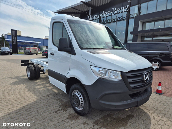 Mercedes-Benz Sprinter 519 CDI OM654
