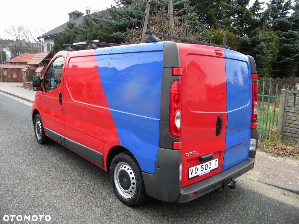 Opel Vivaro - 25