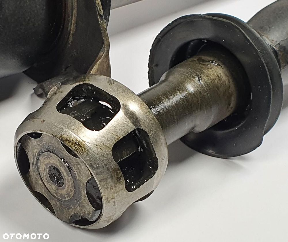 PÓŁOŚ PRAWA PRZWY PRZÓD MERCEDES W169 1.5 - 4