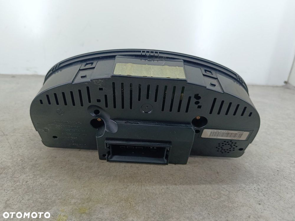 LICZNIK VW TOURAN I 1T0920861A VDO 1.9 TDI - 3