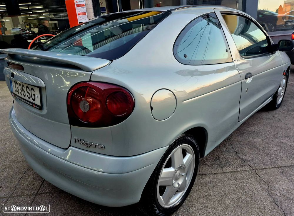Renault Mégane Coupe - 8