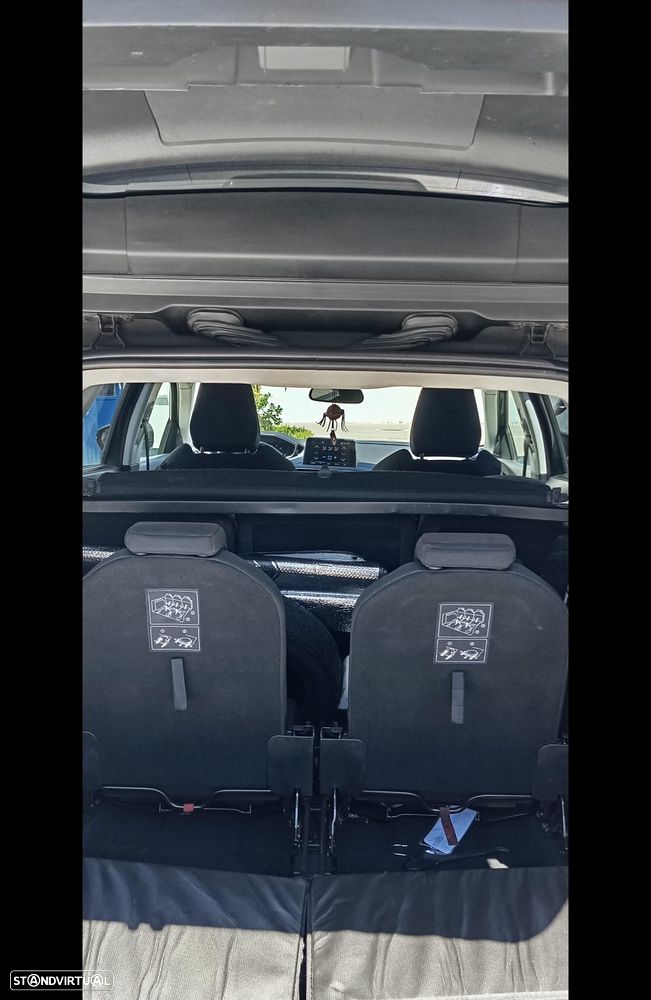 Peugeot 5008 BlueHDI 120 EAT6 Allure - 11