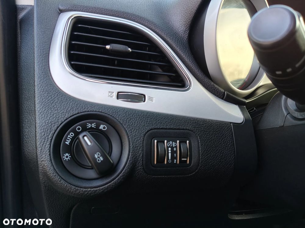 Fiat Freemont 2.0 Multijet Urban - 35