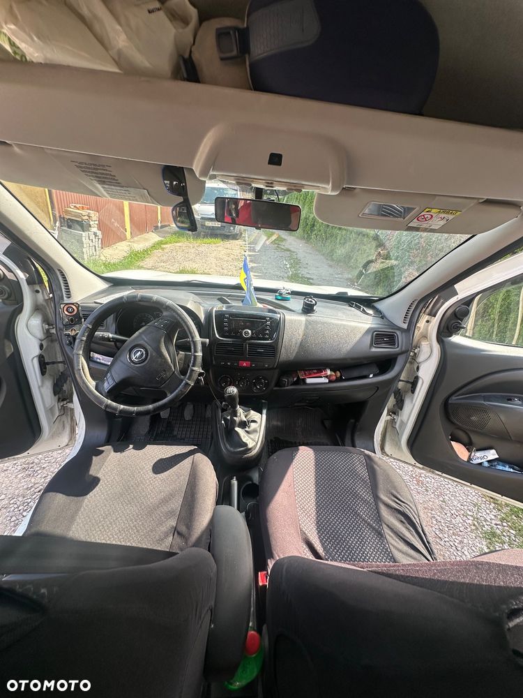 Opel Combo - 7