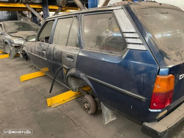 Para Peças Toyota Corolla Hatchback (_E7_) - 2