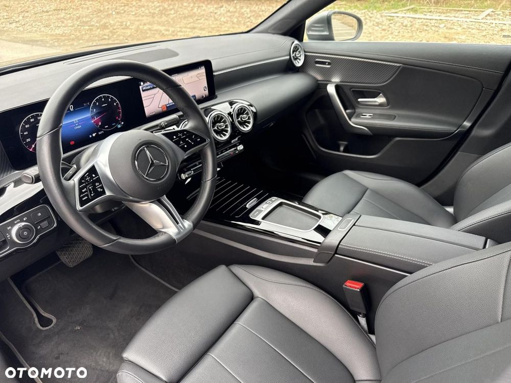 Mercedes-Benz CLA - 11