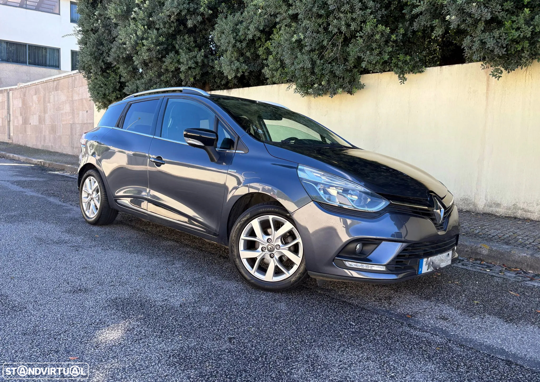 Renault Clio Sport Tourer 0.9 TCe Limited Edition - 3