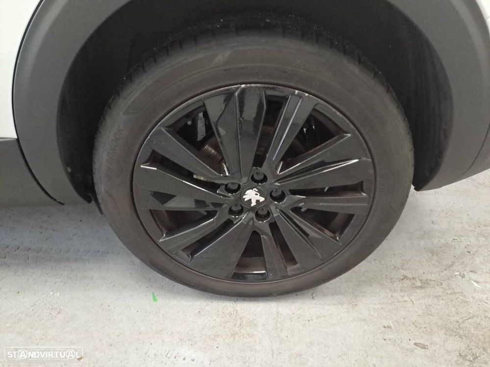 Peugeot 5008 1.2 PureTech GT EAT8 - 11