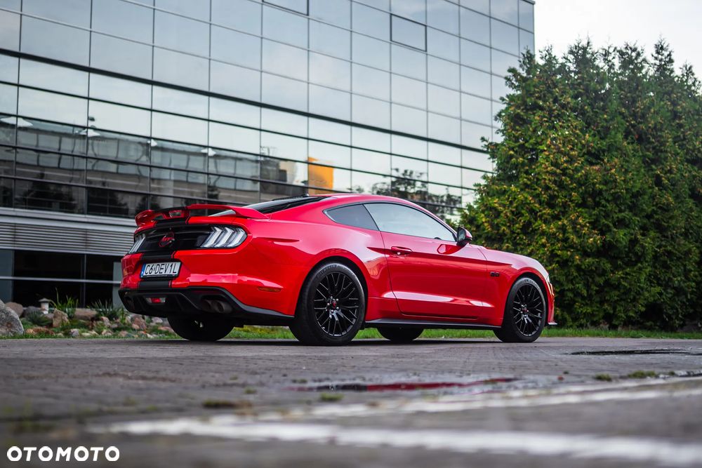 Ford Mustang 5.0 V8 GT - 9