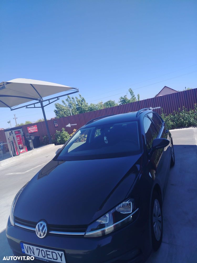 Volkswagen Golf - 5