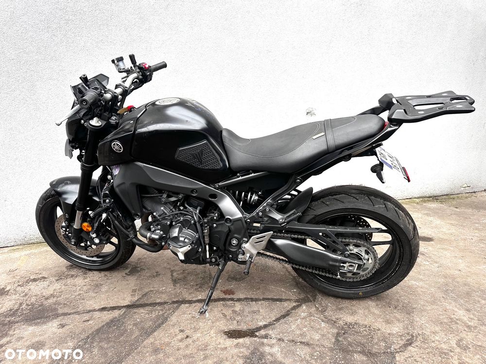 Yamaha MT - 5