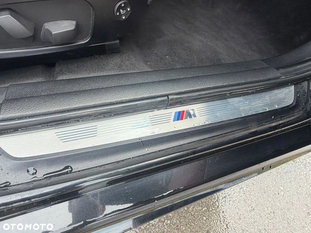 BMW X1 - 11
