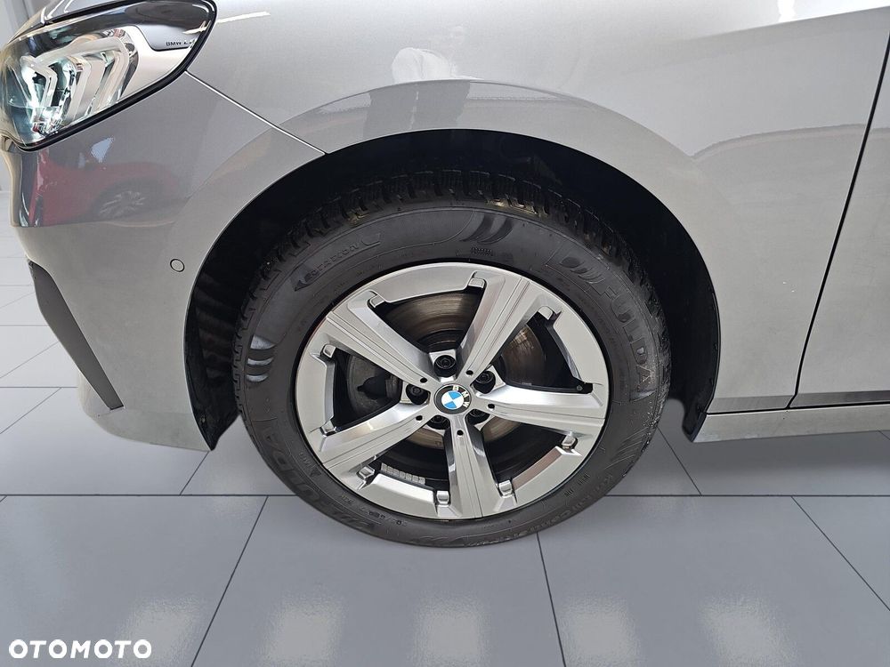 BMW Seria 2 218i - 35