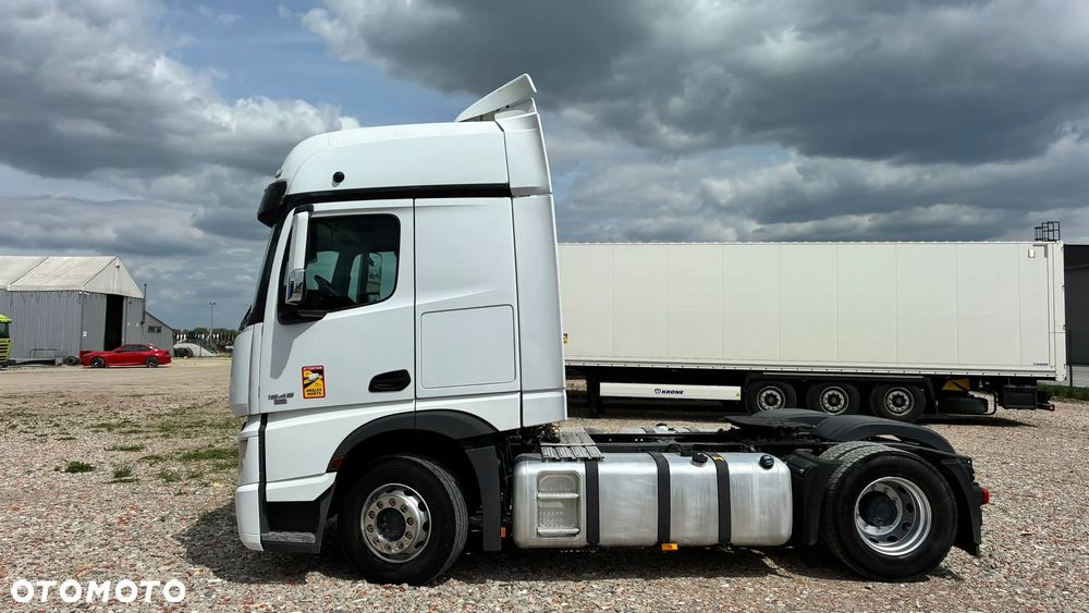 Mercedes-Benz Actros - 18