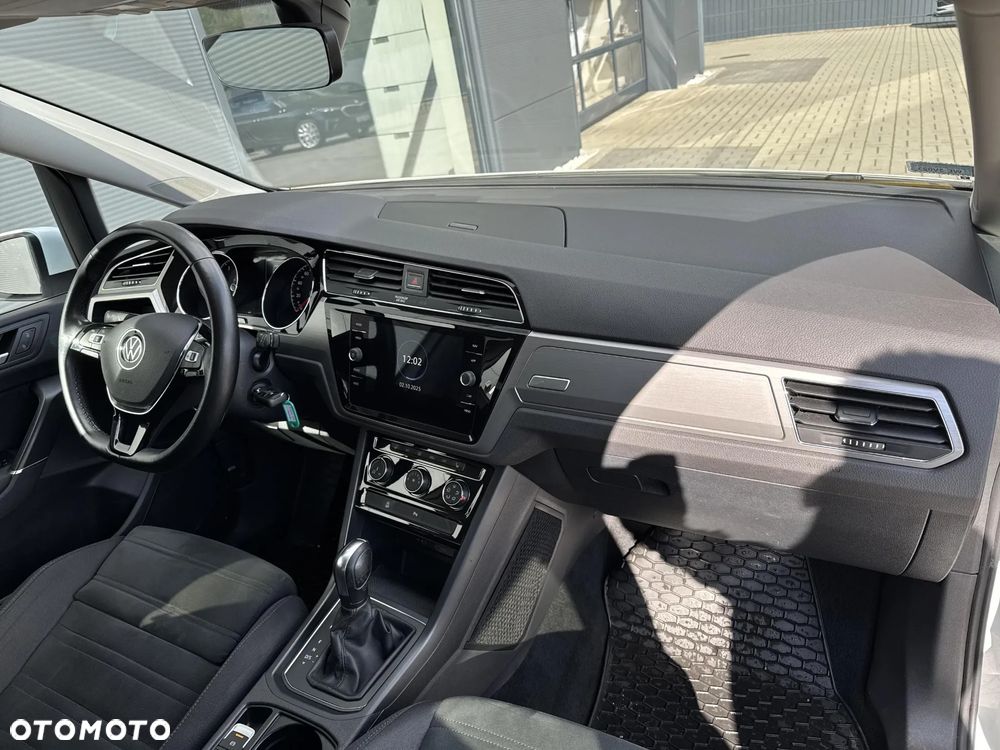 Volkswagen Touran 1.5 TSI EVO Comfortline DSG - 6