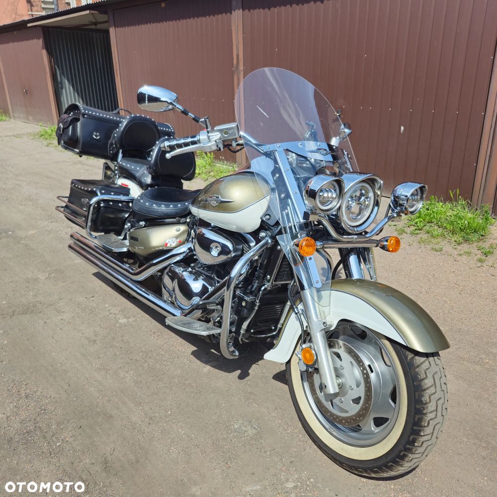 Suzuki Boulevard - 2